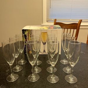 12 Sommelier Champange Glasses